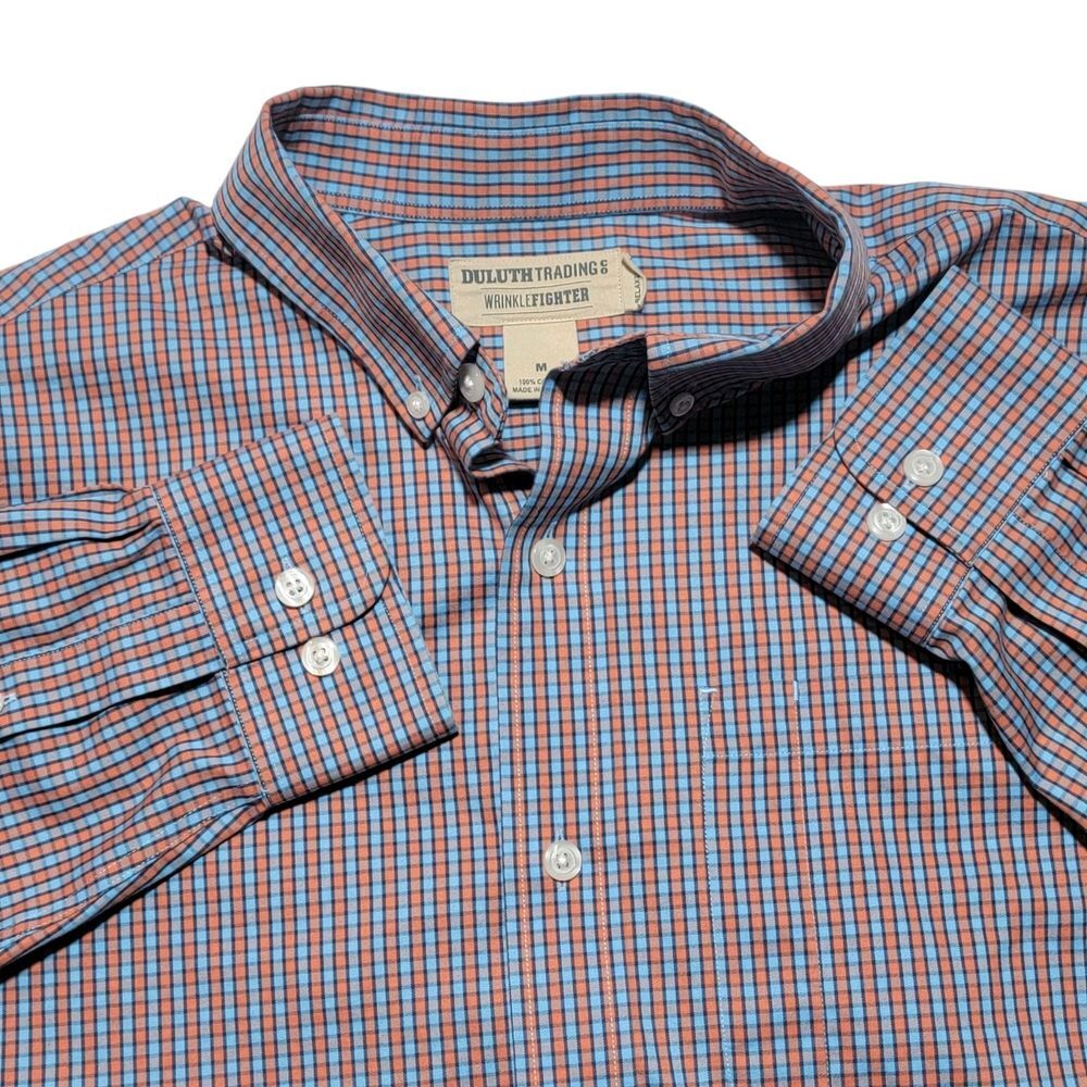Duluth Wrinkle Fighter Men Size Medium Blue Orange Plaid Button Down Long Sleeve
